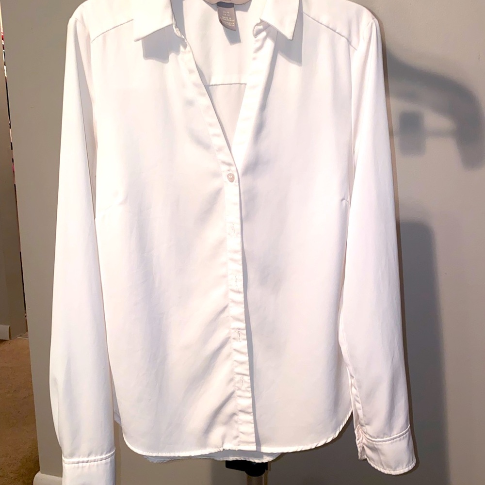 V neck button down